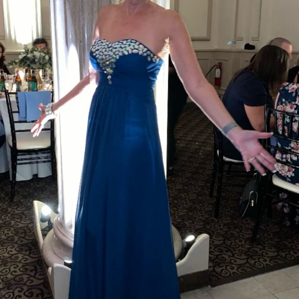 GORG formal gown!